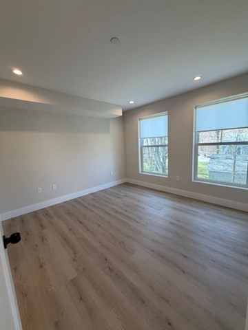 186 Bedford St # 211