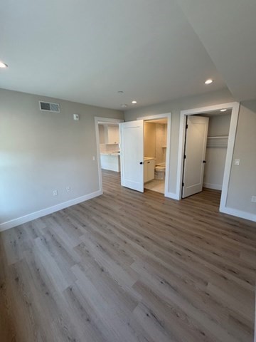 186 Bedford St # 211