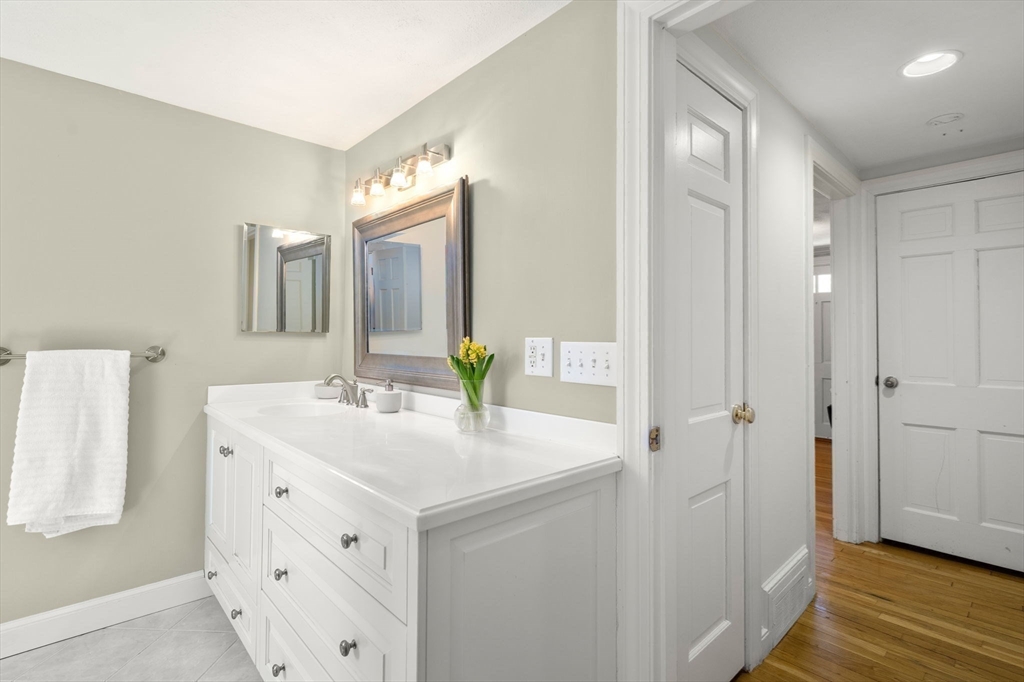 31 James Rd