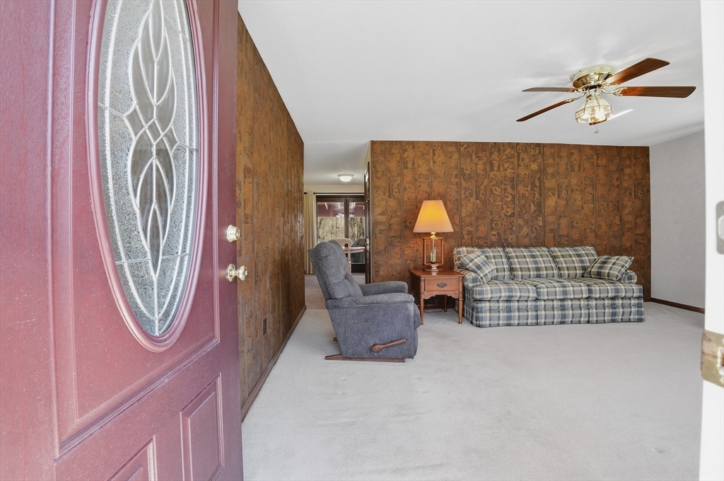 73 Ridgeline Drive