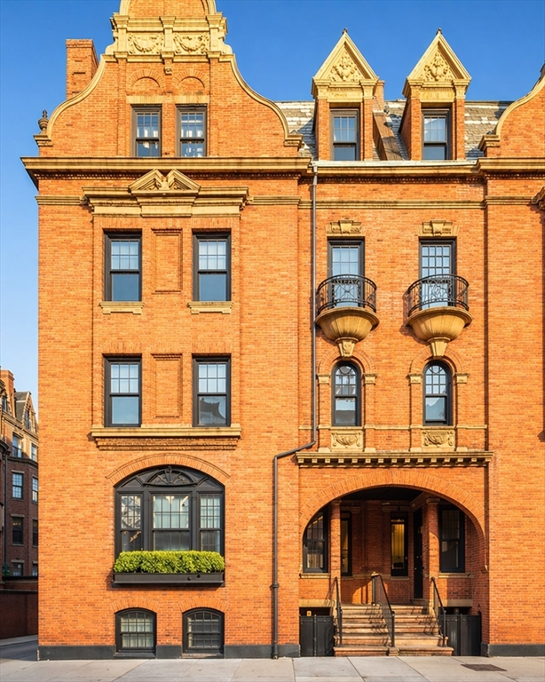 8 Fairfield Street
