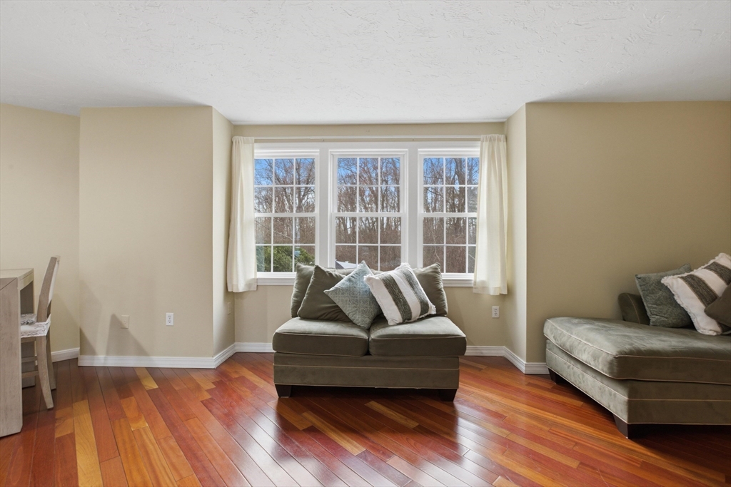 453 Turnpike St # 19