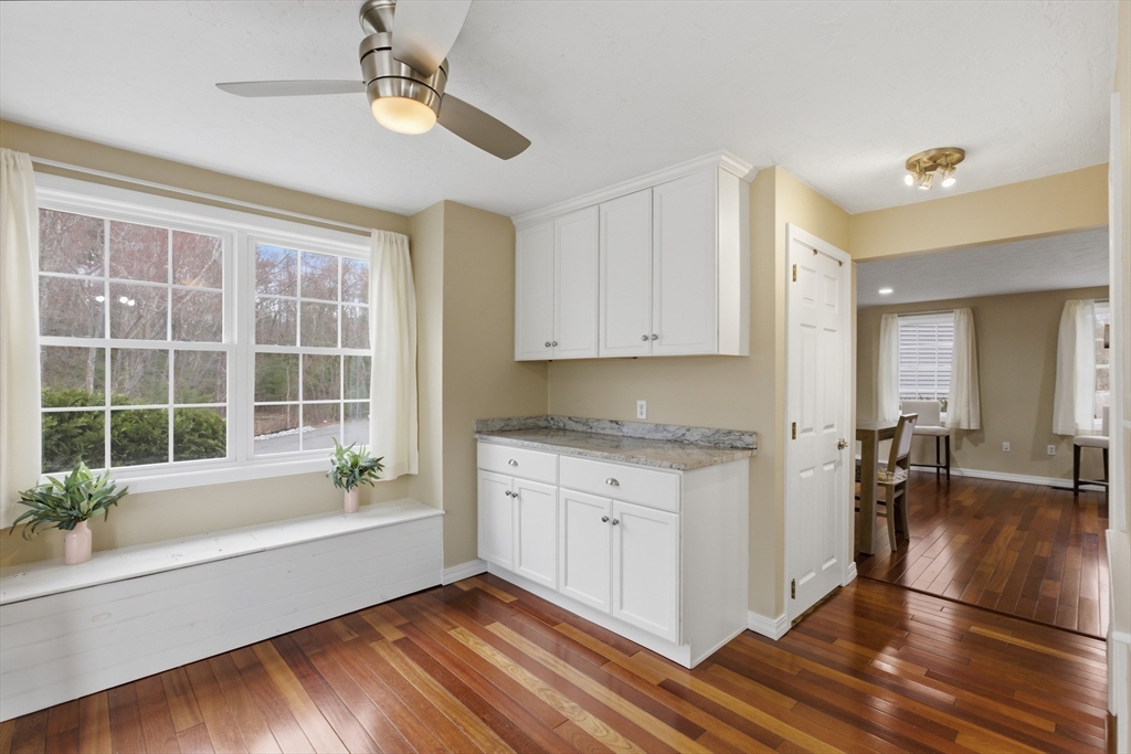 453 Turnpike St # 19