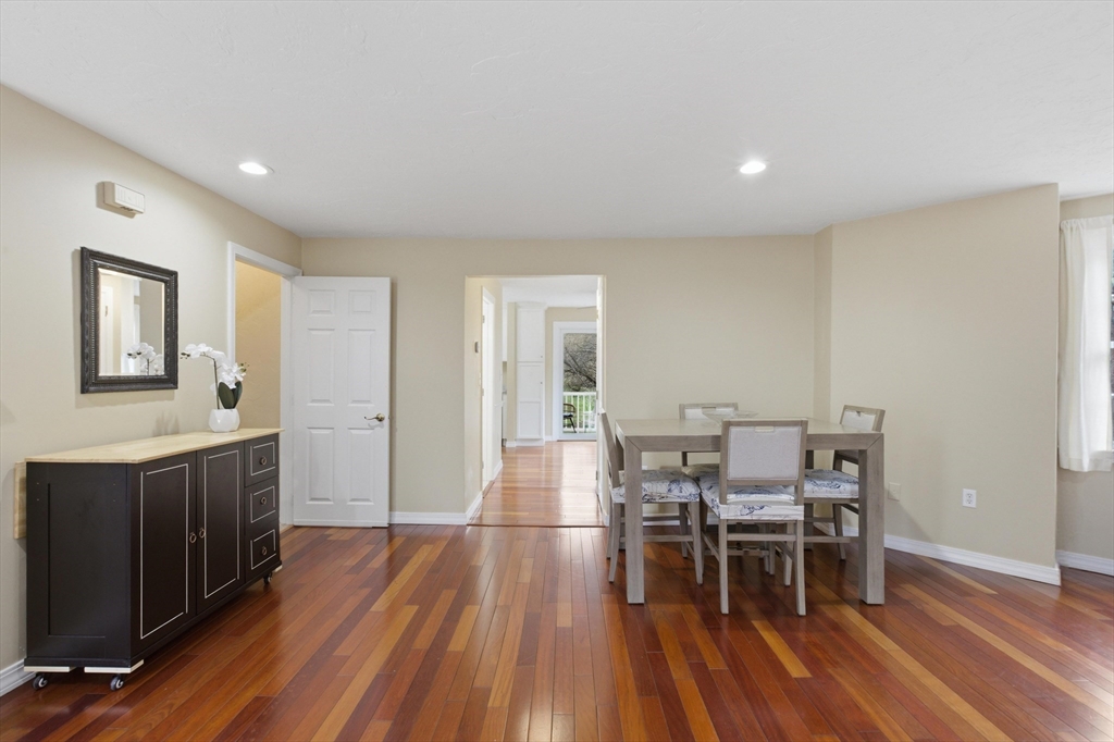 453 Turnpike St # 19
