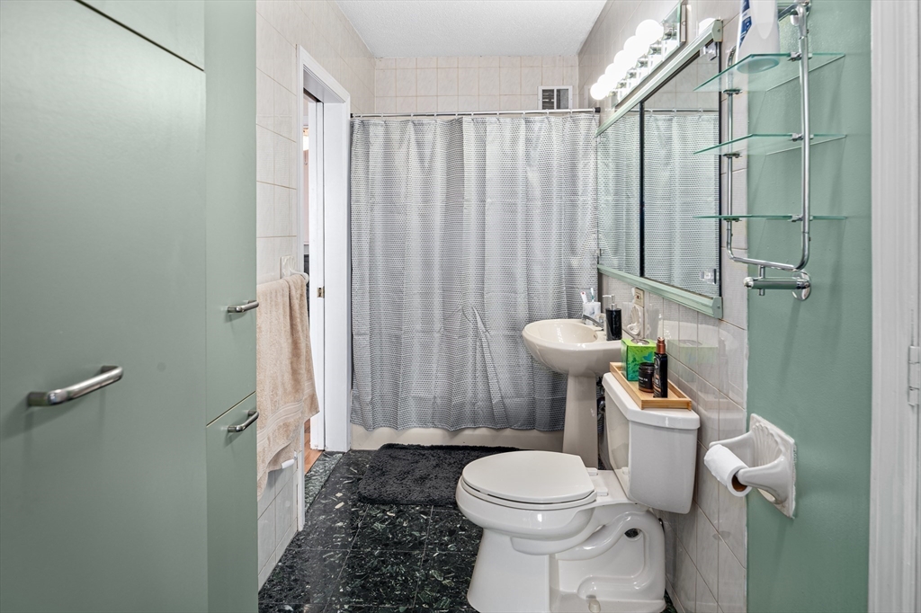 85 East India Row # 40E