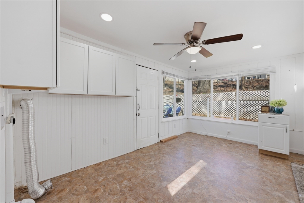 32 Indian Lake Parkway