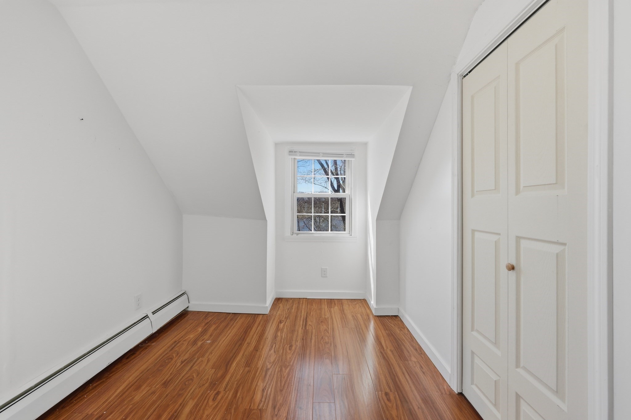 32 Indian Lake Parkway