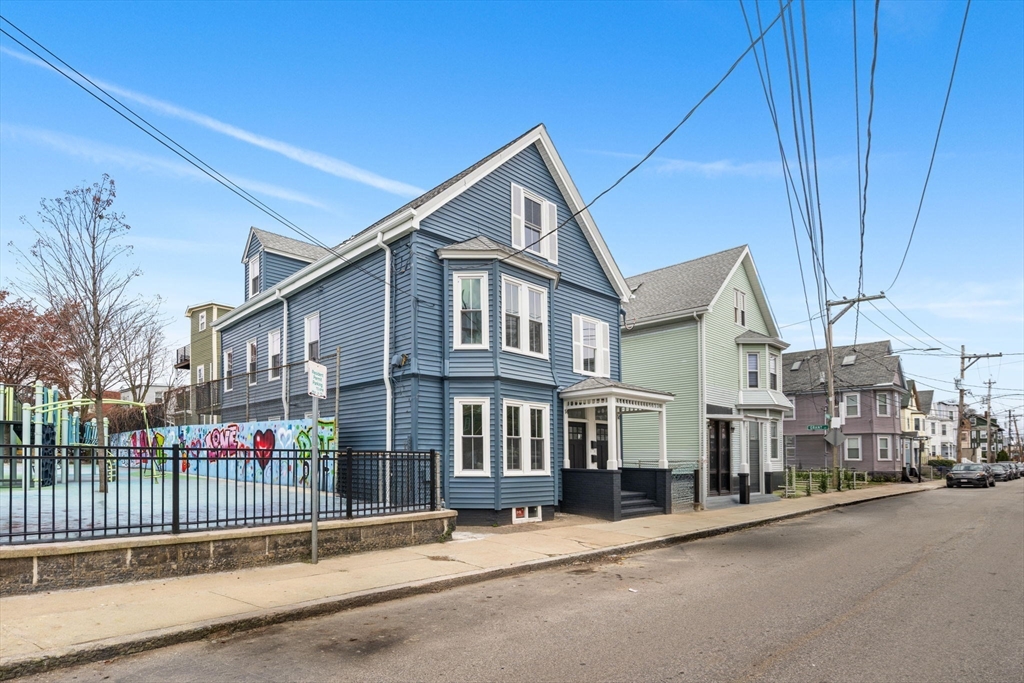 14 Harbor View St # 1