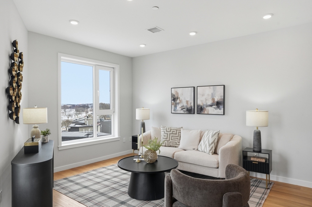 267 Old Colony # 506