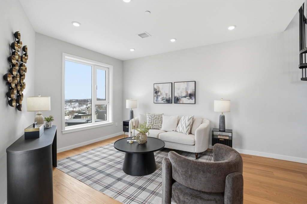 267 Old Colony # 506