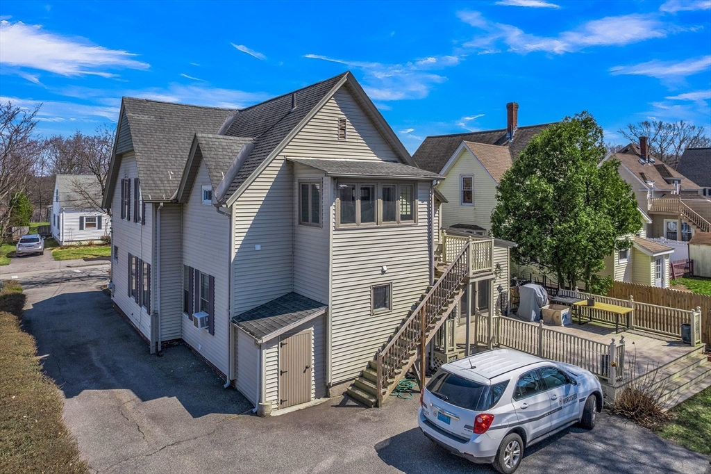 34 Sherbrook Ave