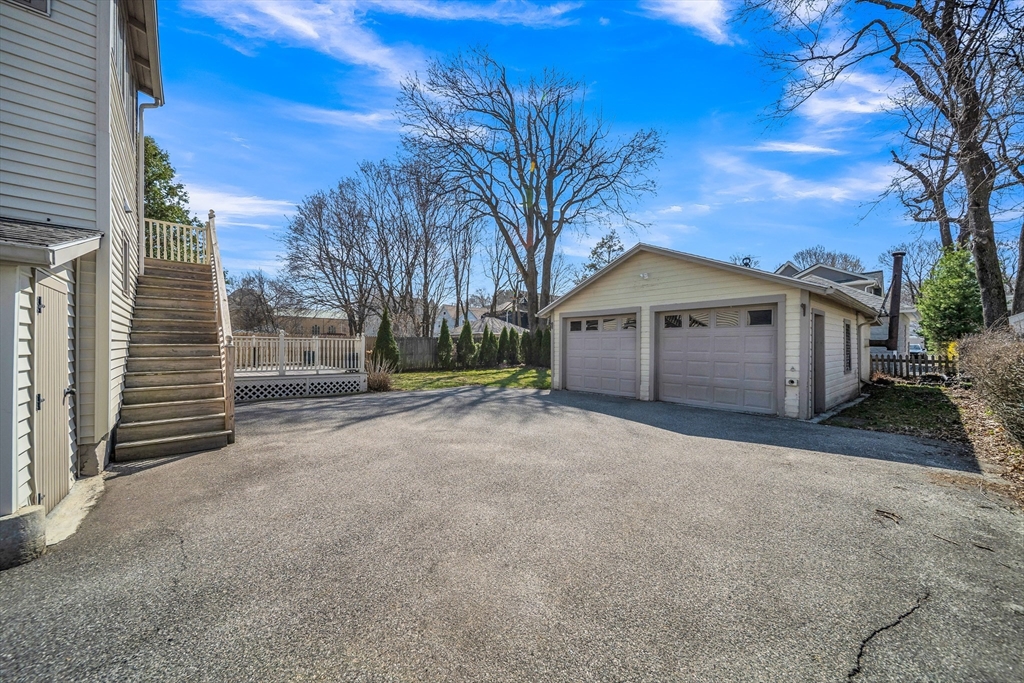 34 Sherbrook Ave
