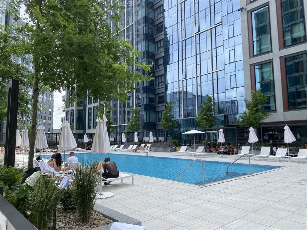135 Seaport Blvd # 708
