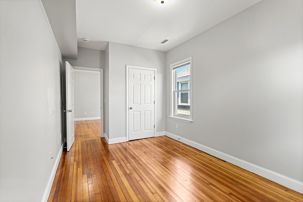 51 King St