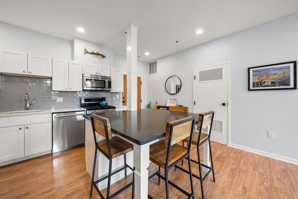 486 E 3rd St. # 11