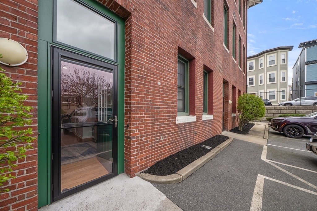 486 E 3rd St. # 11