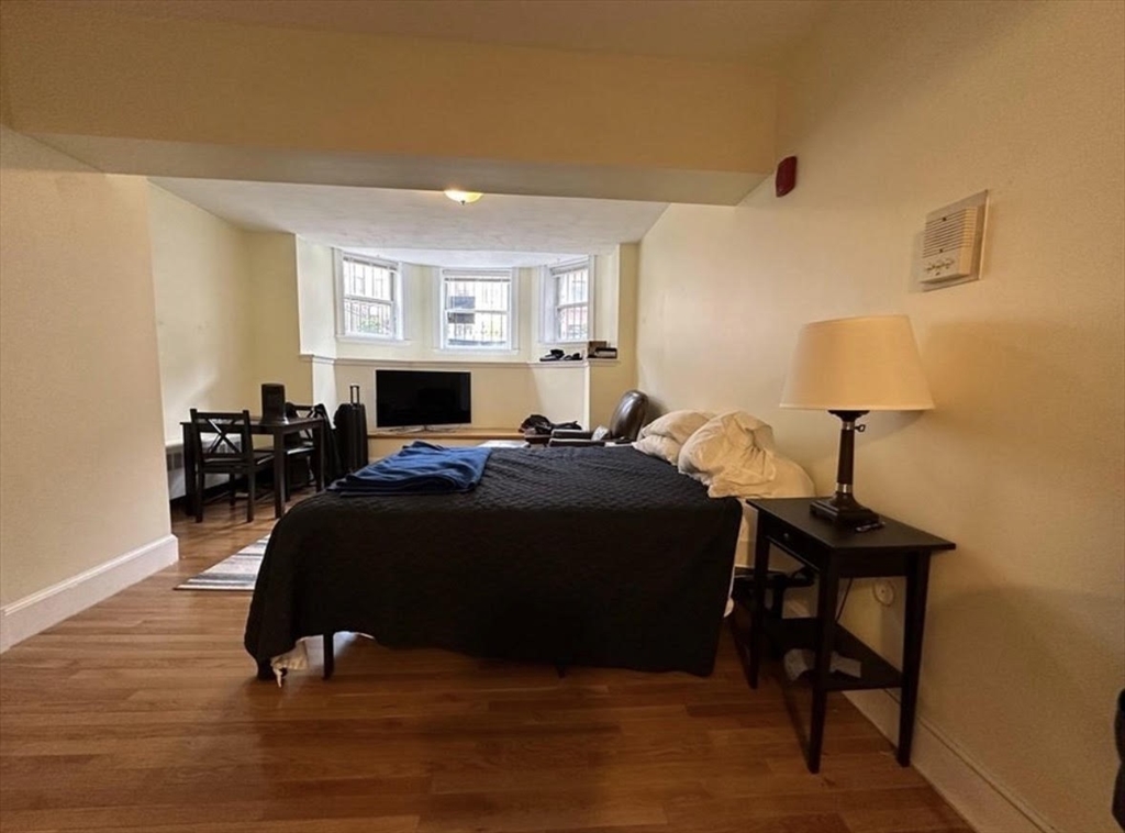 300 Marlborough # 1