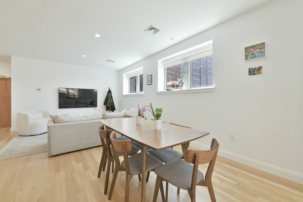 425 Boylston Street # 602