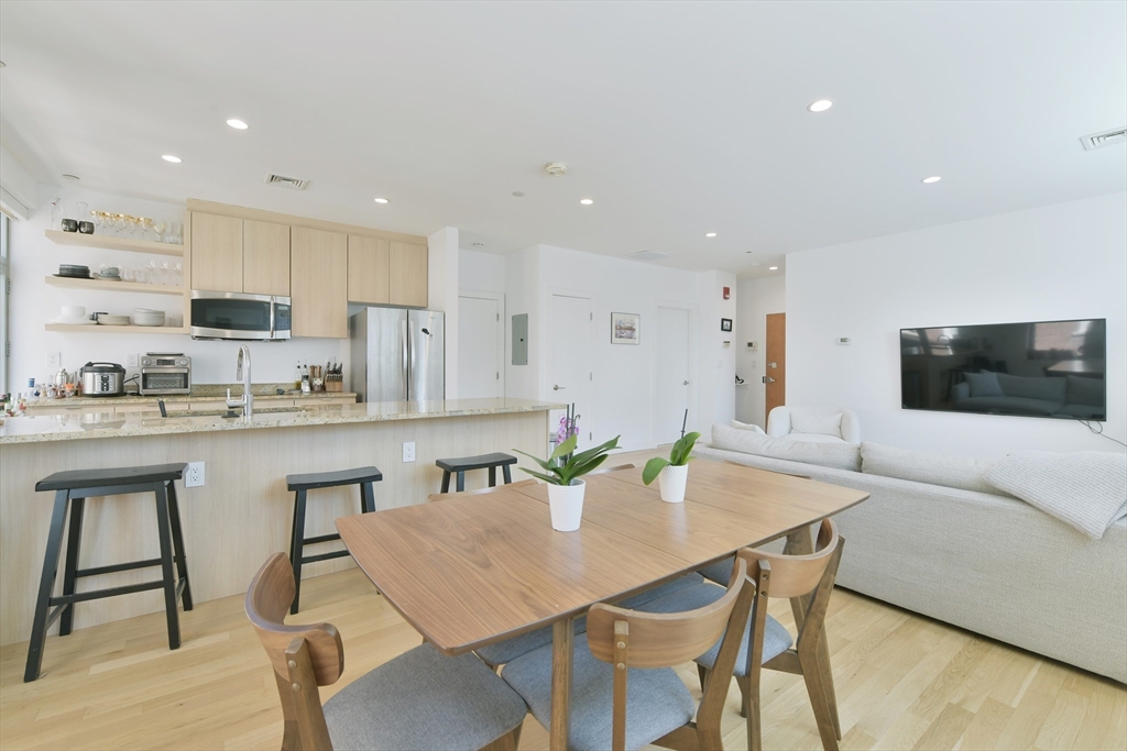 425 Boylston Street # 602