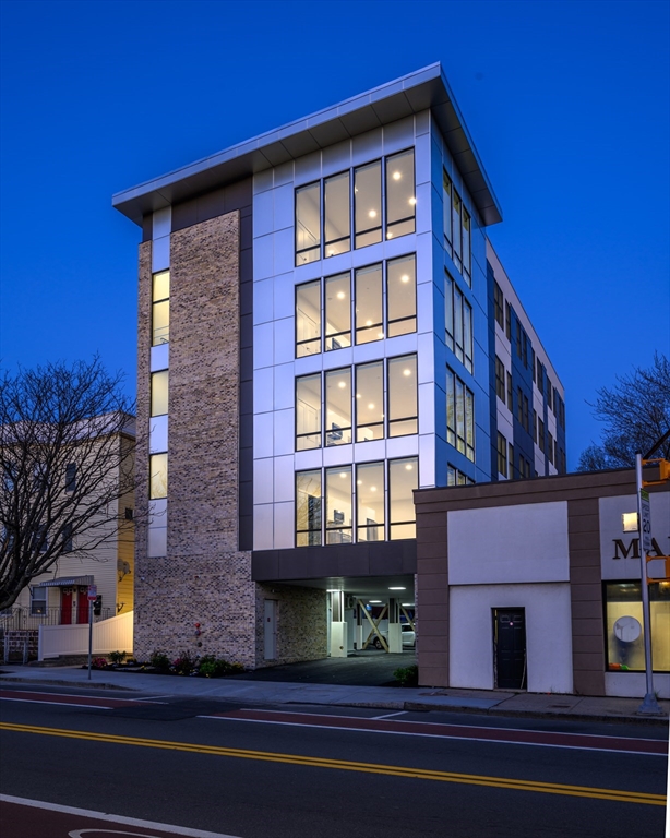 319 Broadway # 505