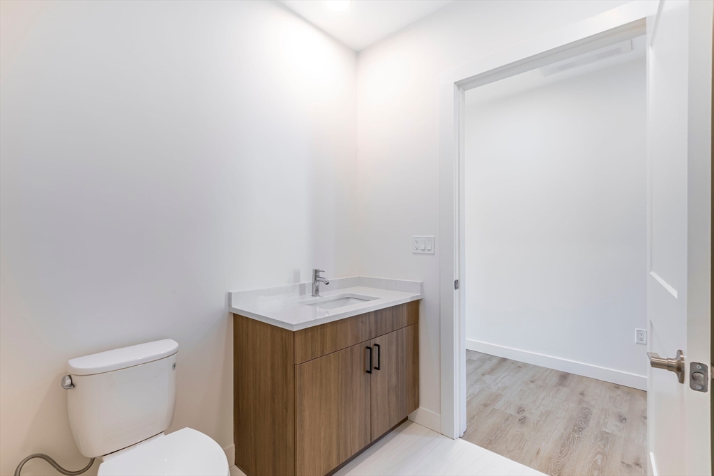 319 Broadway # 505