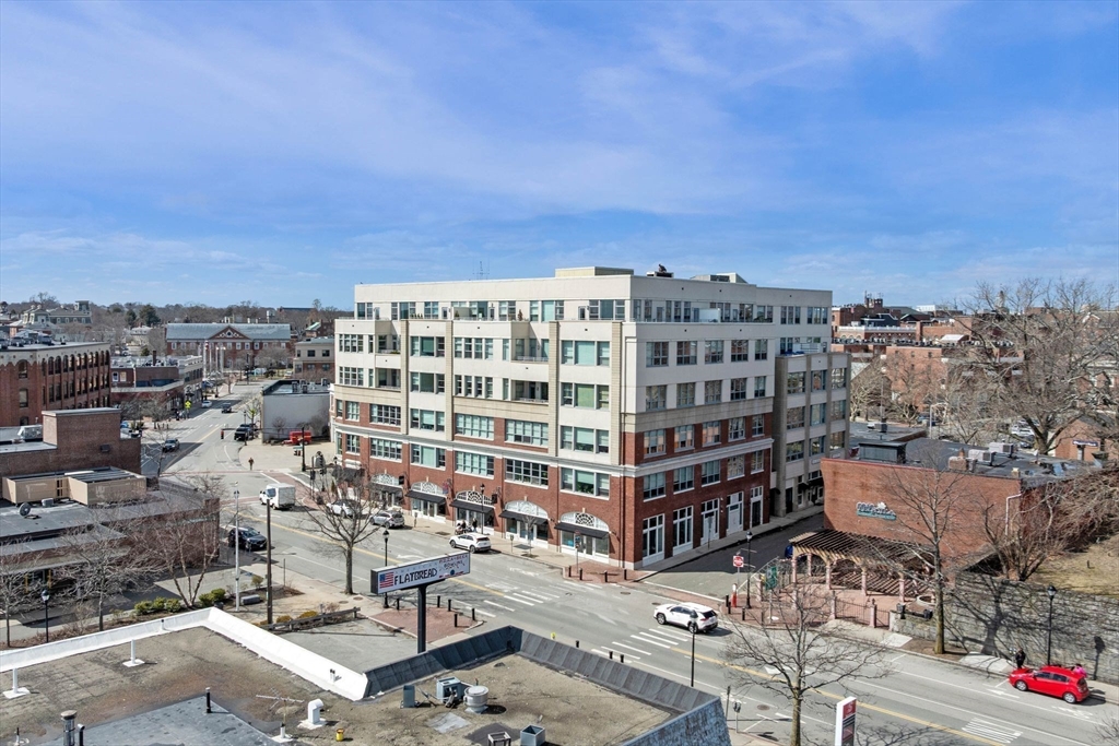 51 Lafayette St # 207