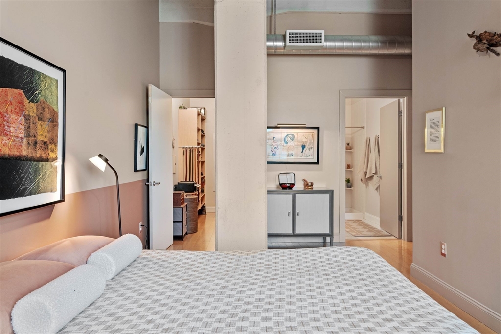 51 Lafayette St # 207