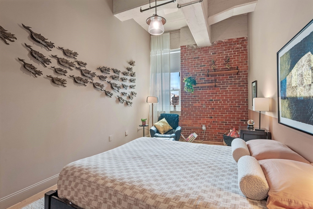 51 Lafayette St # 207