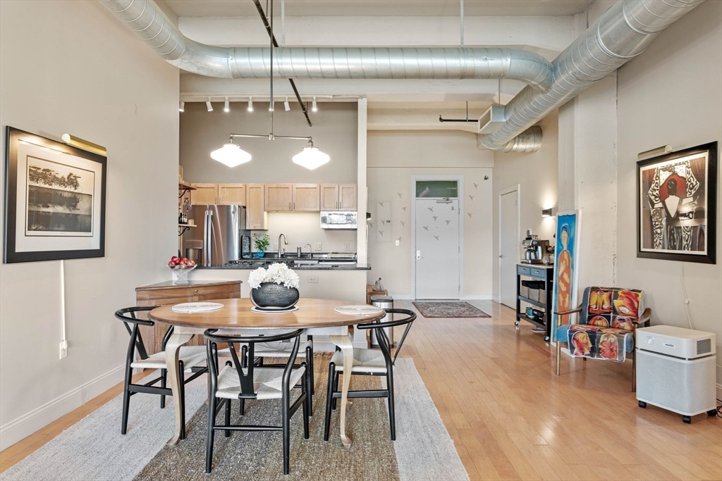 51 Lafayette St # 207