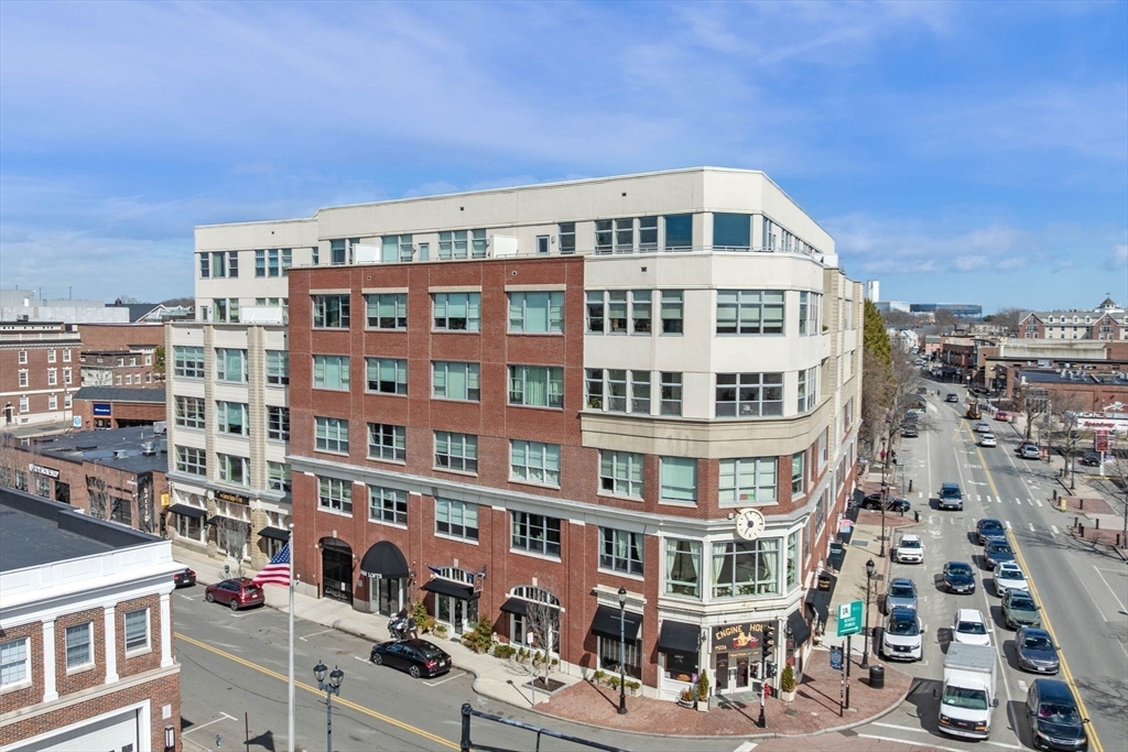 51 Lafayette St # 207