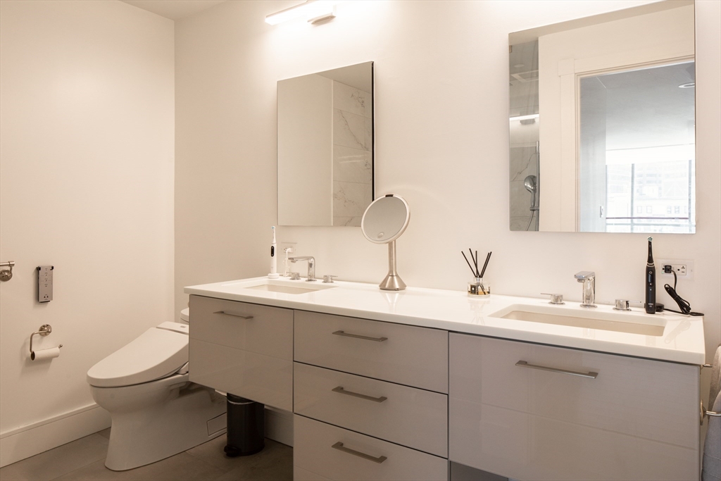 45 Province St # 910