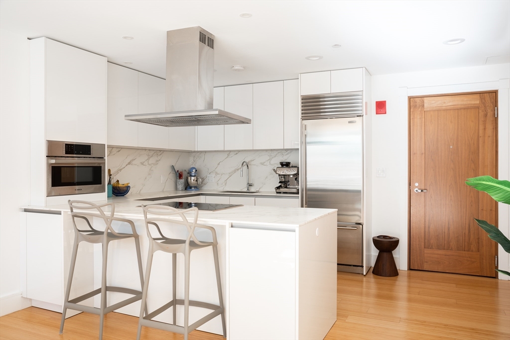 45 Province St # 910