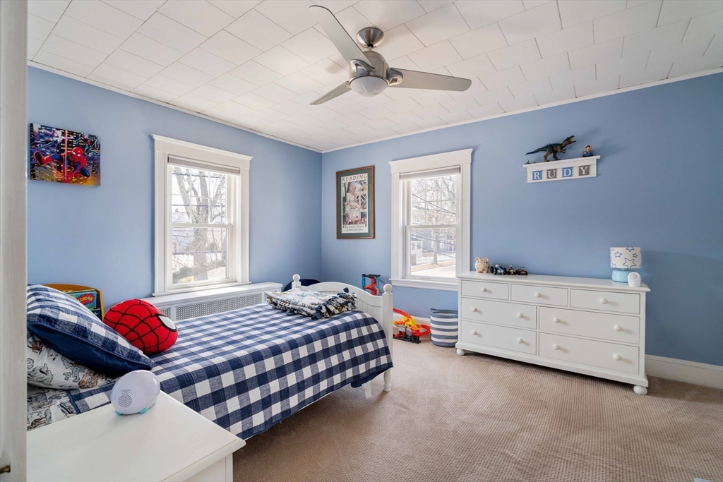 240 Neponset Valley Parkway