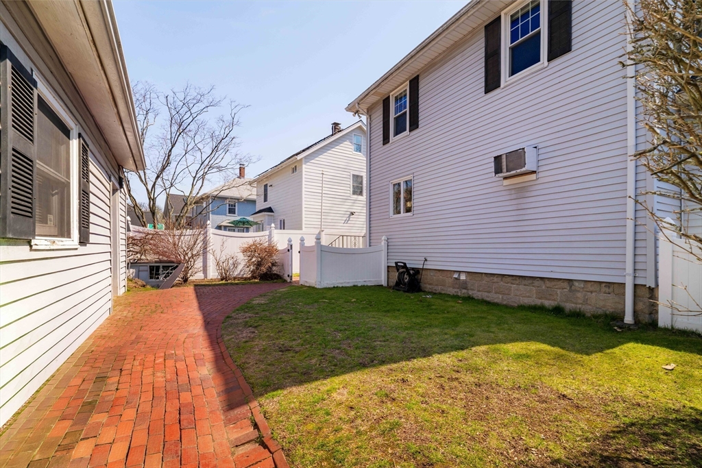 240 Neponset Valley Parkway