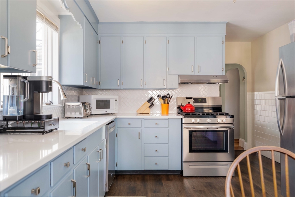 240 Neponset Valley Parkway