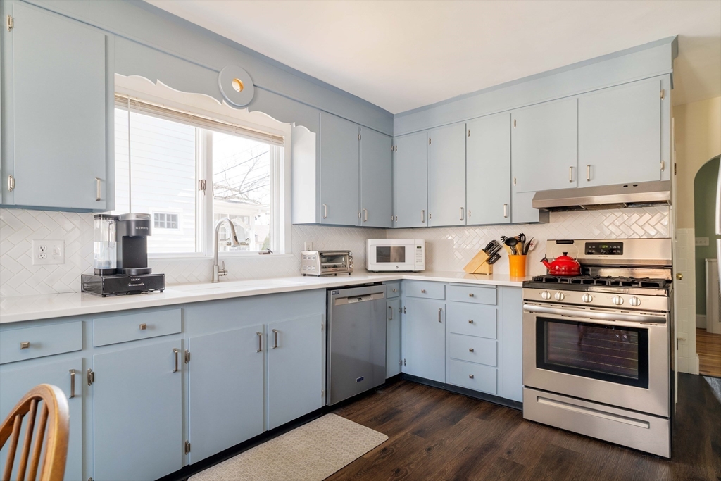 240 Neponset Valley Parkway
