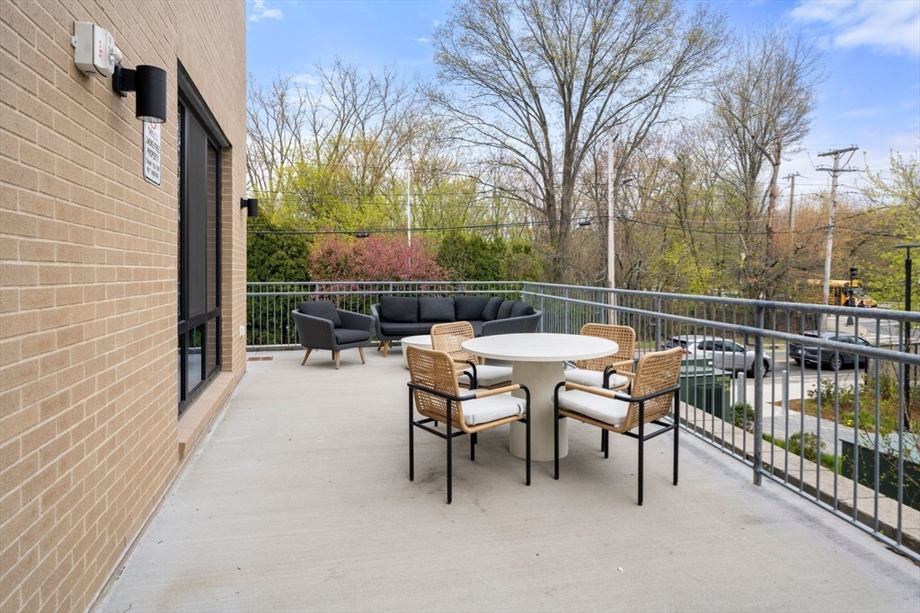 289 Walk Hill St. # 327