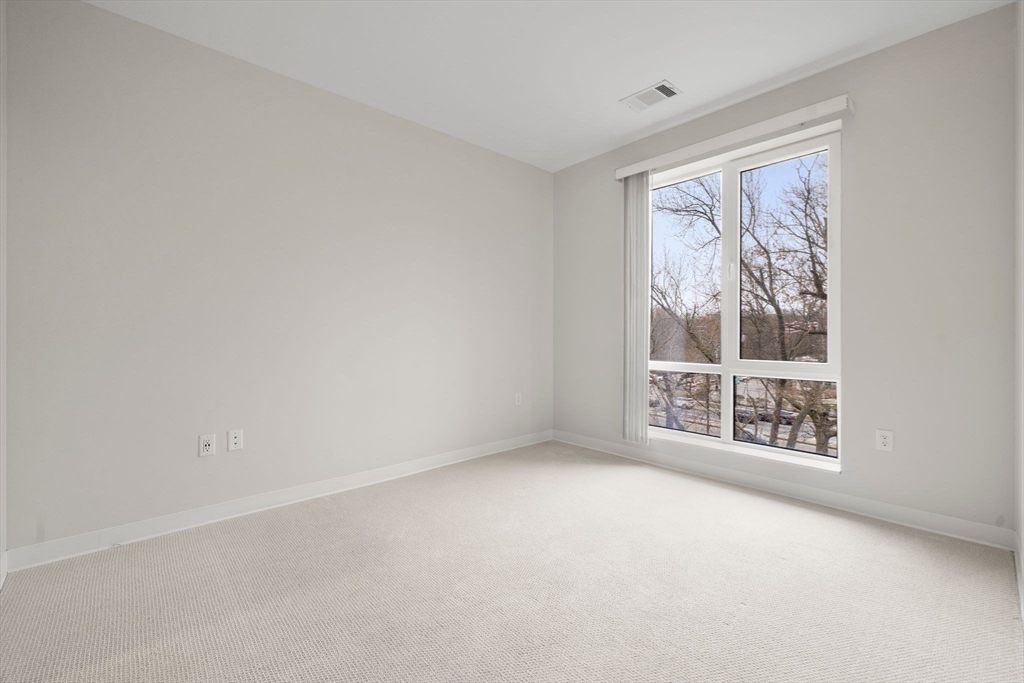 289 Walk Hill St. # 327