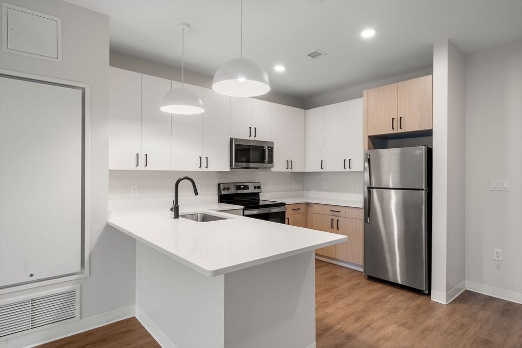 289 Walk Hill St. # 327
