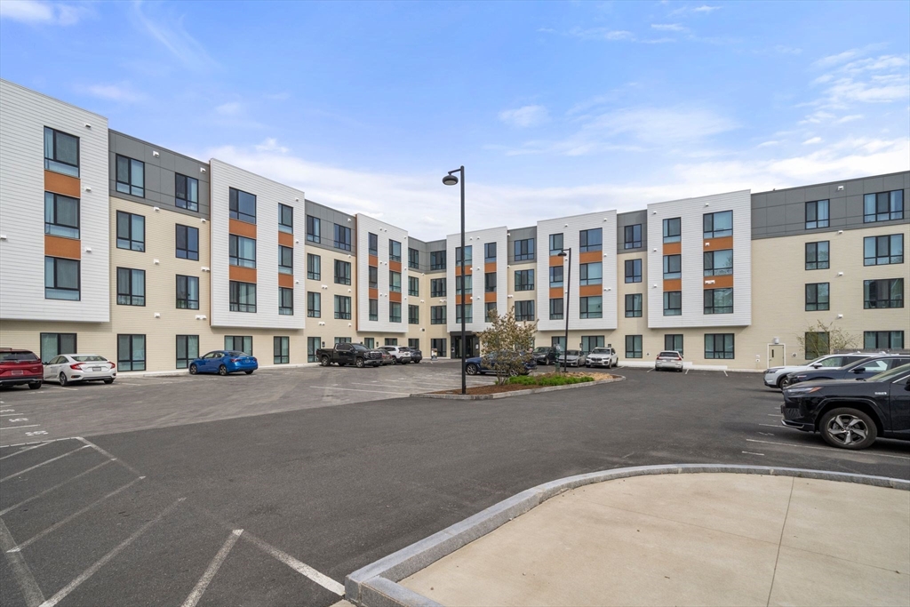 289 Walk Hill St. # 327