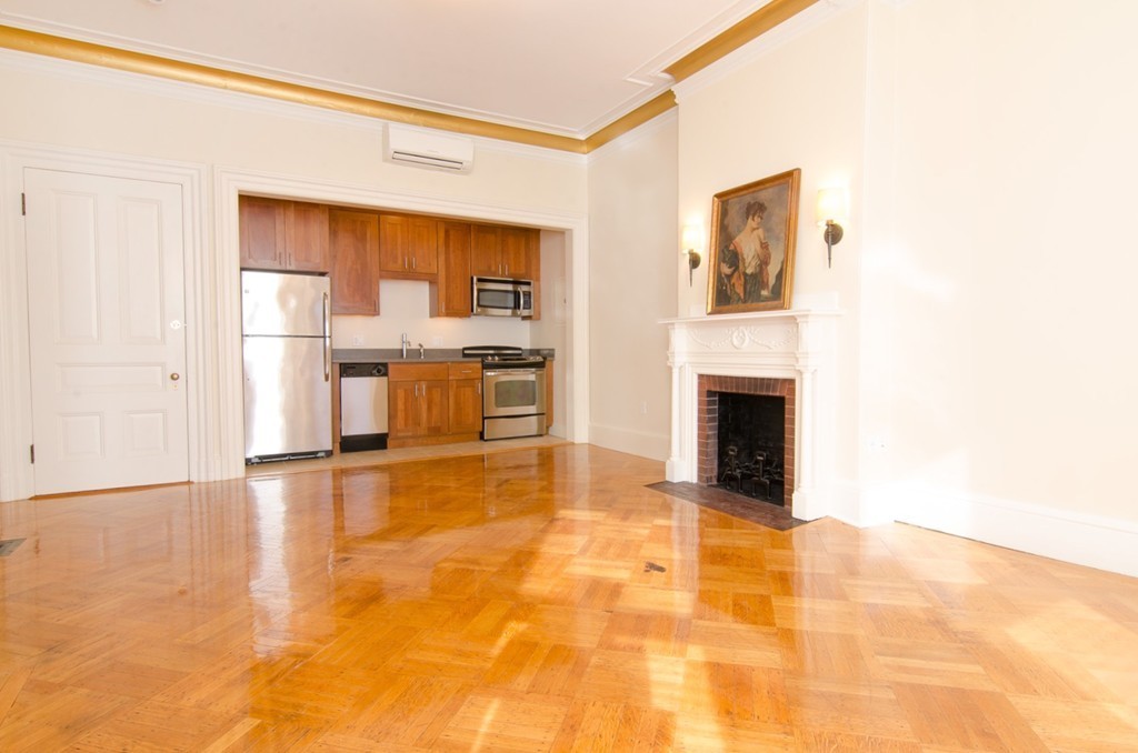 404 Marlborough Street # 4