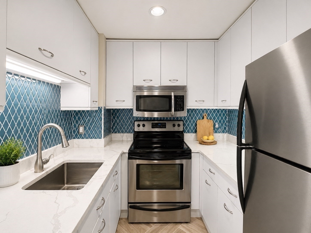 416 Marlborough # 102
