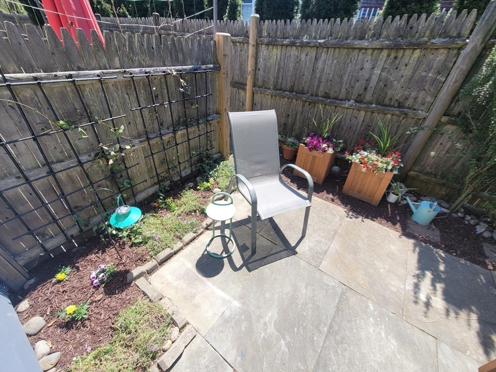 27 Norwood Avenue # 2