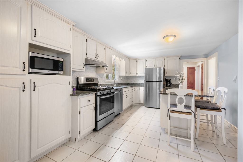 30 Walter Rd