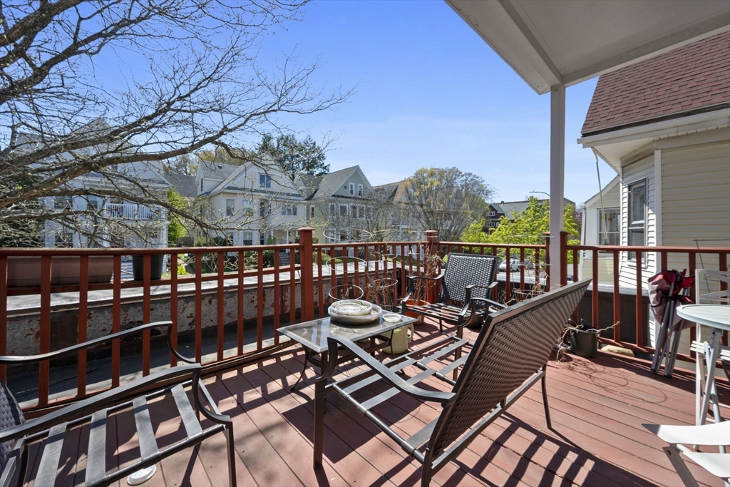 241 Highland Ave