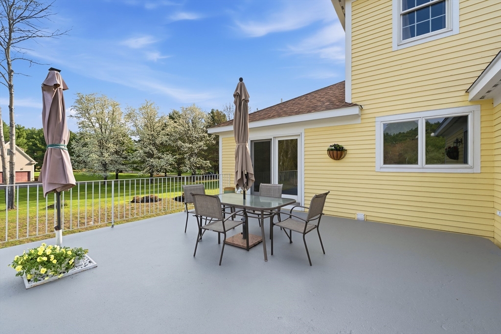 10 Haymeadow Rd