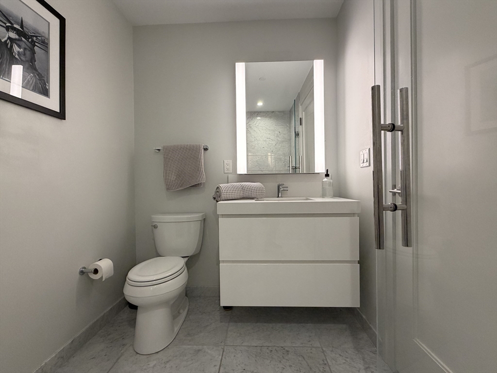 135 Seaport Blvd # 708