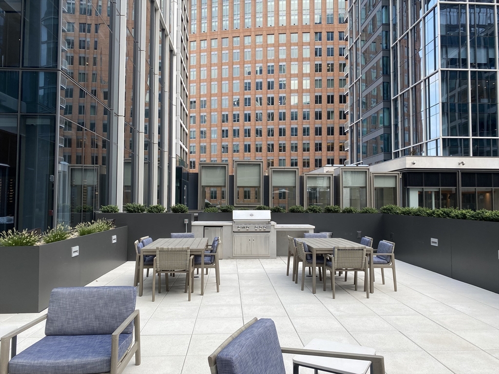 135 Seaport Blvd # 708