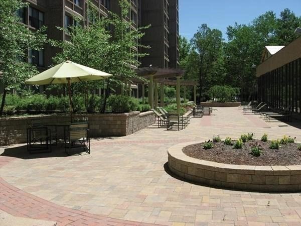 1731 Beacon # 615