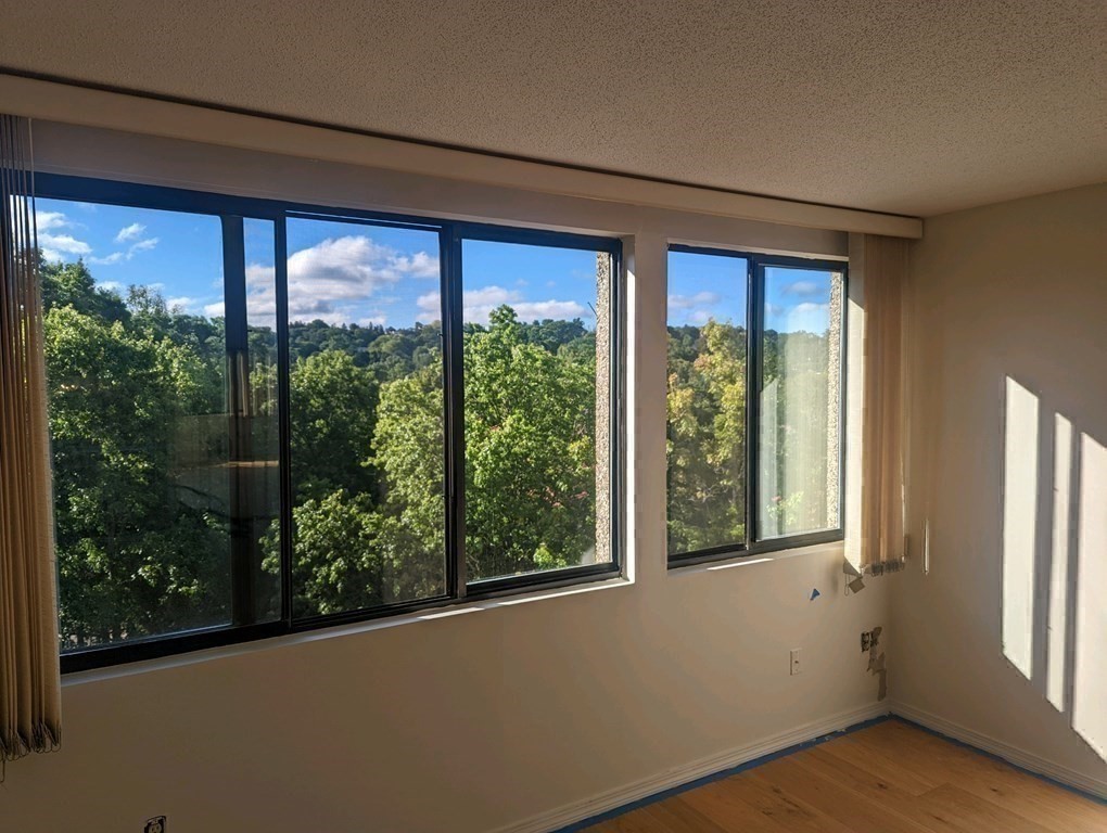 1731 Beacon # 615